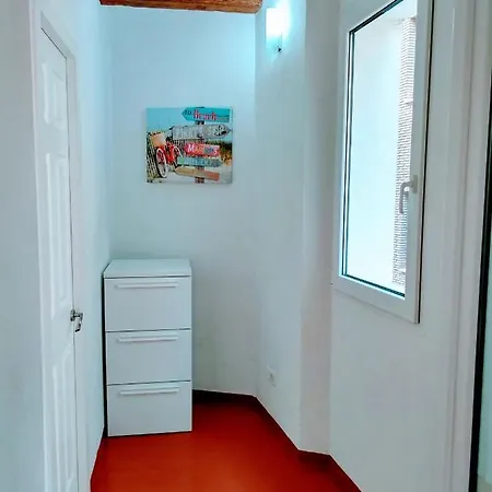 Valencian Dreams Of The Proletariat Apartment Exterior photo