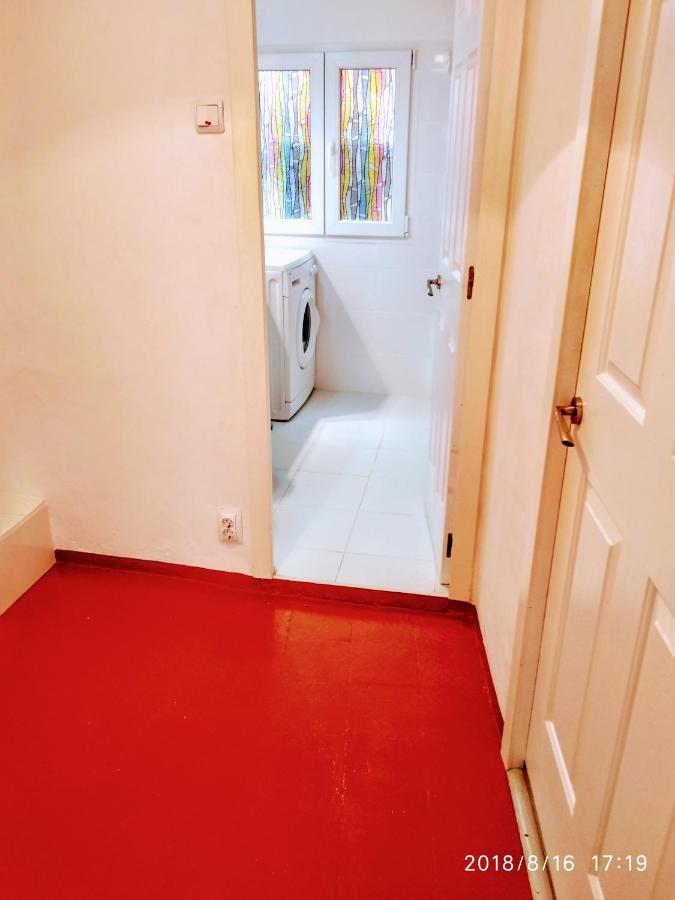 Apartment Valencian Dreams Of The Proletariat